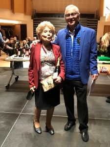 Agnès Colonna en photo avec le Président